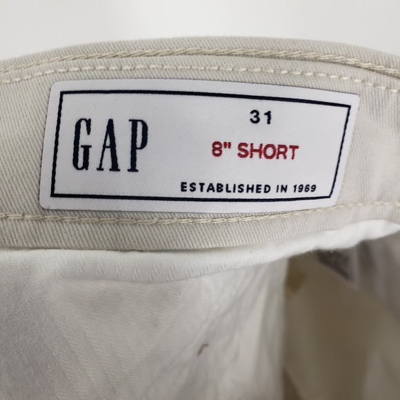 GAP Men's Khaki Shorts Stretch Comfort Waistband 8 Inch Inseam Size 31 Tan - Picture 7 of 8